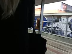 Tôi đặt đồ chơi vào âm hộ và mông của tôi và nhảy lên phimsexsub mỹ chúng