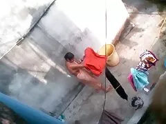 Plumper phimsex vietsbus có một vòi nước trong các đít và một máy rung trên các âm đạo