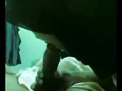 Cong milf xxx phụ đề cọ xát cô ấy clit