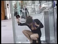 Tinh dịch của nam phin sexsub giới chảy thẳng xuống mặt vào miệng